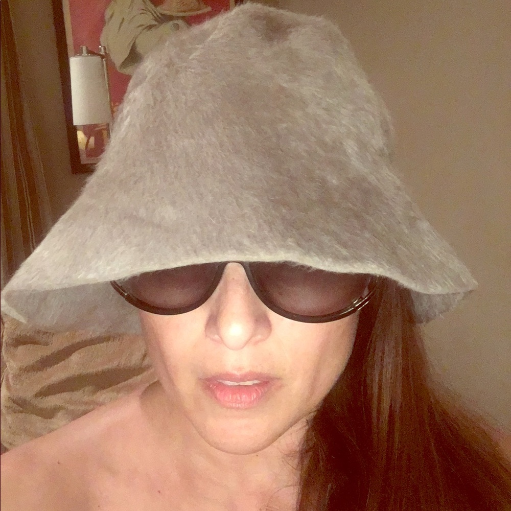 Ladies Fall and Winter Hat